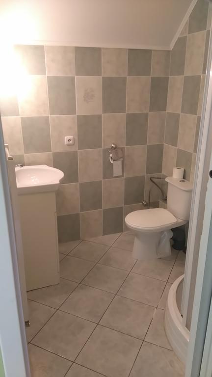 U Bláhů - ubytování v Šestajovickém pivovaru Šestajovice Extérieur photo