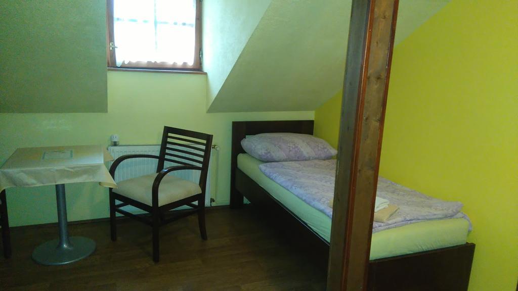 U Bláhů - ubytování v Šestajovickém pivovaru Šestajovice Extérieur photo